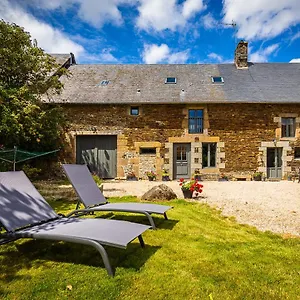  Vakantiehuis Les Prairies Du Mont - Le De La Chapelle